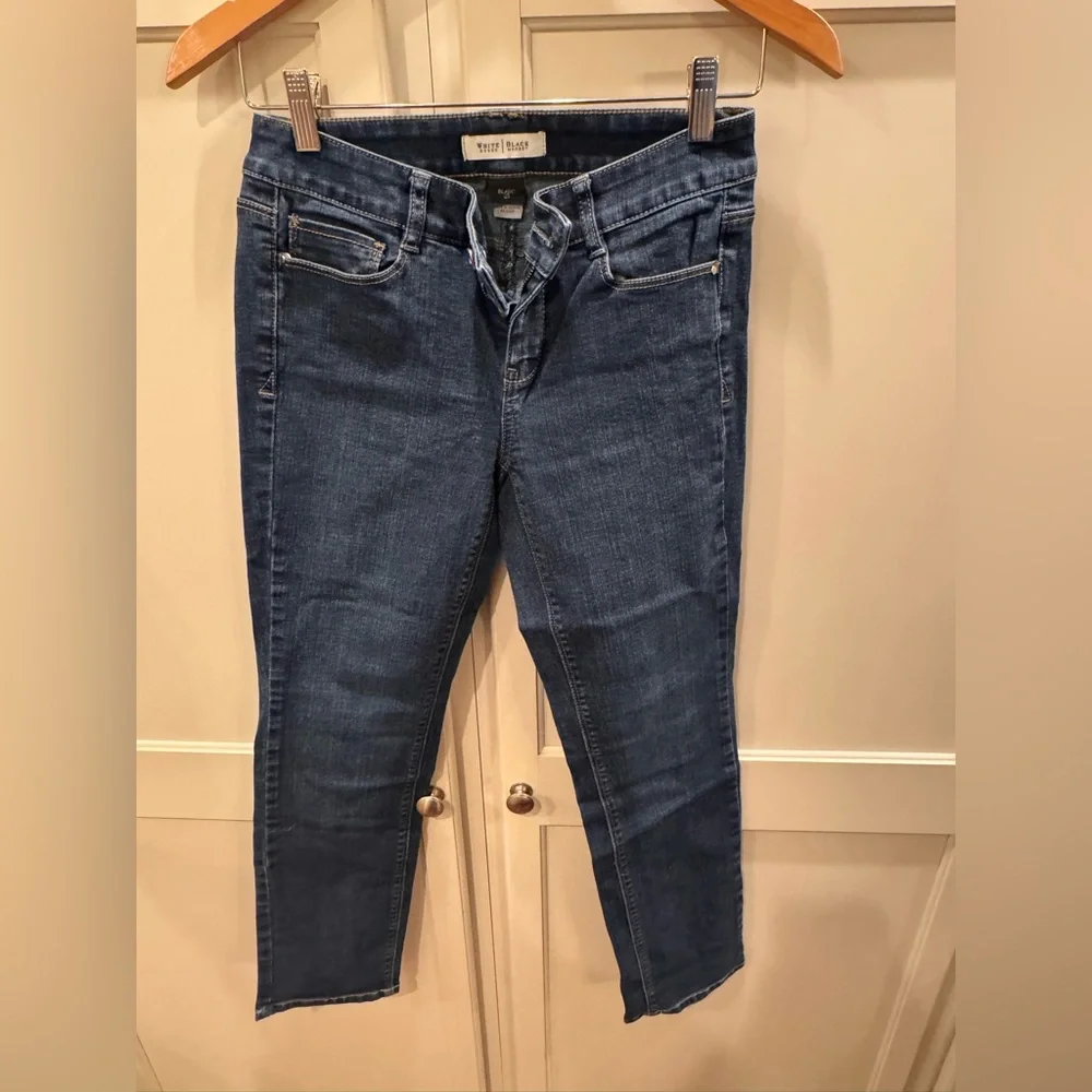 White House Black Market Dark Blue Skinny Jeans - Picture 1 of 3